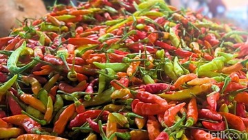 Berita dari Detik Finance: Pasar Induk Diguyur Cabai Rawit Merah demi Tekan Kenaikan Harga