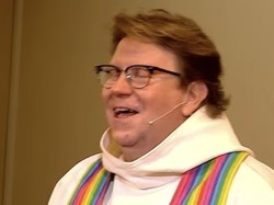 Kontroversi Pendeta di New York Umumkan Transisi Gender, Jemaat Terkejut