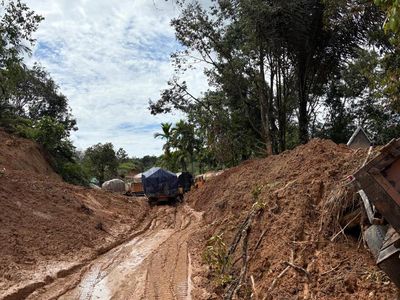 Potret Jalur Tarutung-Sibolga Belum Bisa Dilewati Total, Proses Pembersihan