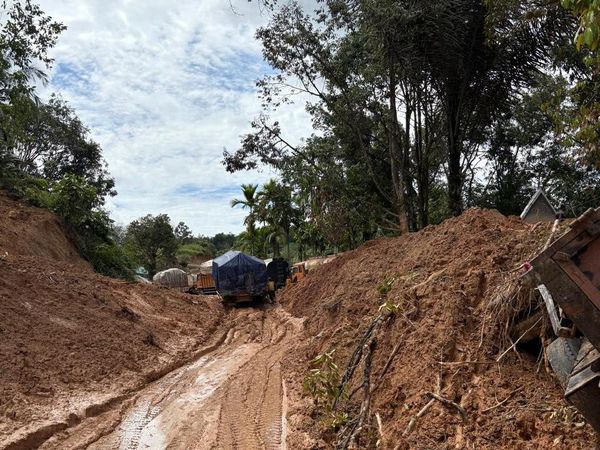 Potret Jalur Tarutung-Sibolga Belum Bisa Dilewati Total, Proses Pembersihan