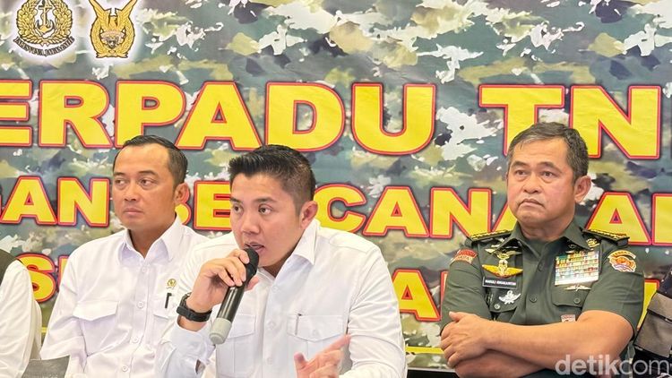 Peringatan Seskab: Degradasi Lingkungan Memicu Bencana Lebih Hebat di Sumatera