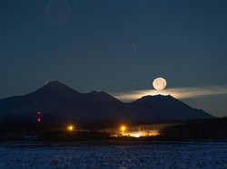 Ada Cold Moon Hari Ini, Cek Waktu Menyaksikan!