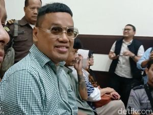 Uya Kuya Hadiri Sidang Penjarahan Rumah, Siap Berikan Kesaksian