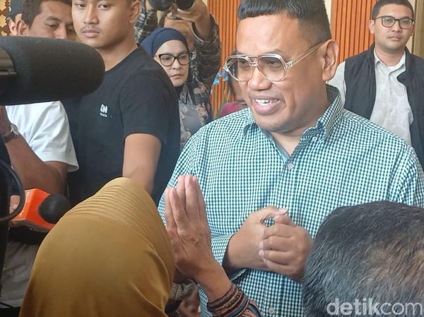 Uya Kuya Bingung Disebut Punya 750 Dapur MBG: Mereka Mau Apa Lagi dari Saya?
