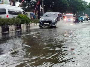 Awas Potensi Banjir Kota Malang, Permukaan Kali Amprong Naik