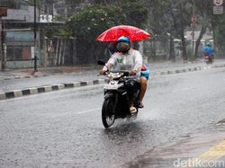 Cuaca Jabodetabek 9-11 Desember, Waspada Hujan Lebat di Wilayah Ini