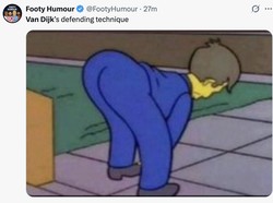Fans juga menyamakan gaya bertahan Van Dijk dengan bokong besar Principal Skinner dalam kartun The Simpsons. (Foto: dok. Twitter/@FootyHumour)