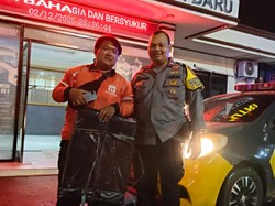 Video: Ojol Minta Temani Polisi Lewati Jalan Sunyi di Bogor