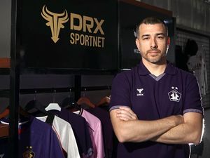 Jelang Lawan Persita, Pelatih Baru Persik Tak Janjikan Kemenangan