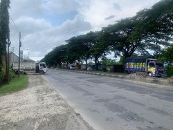 Pemasangan PJU di Jalan Pantura Implementasi Program Unggulan Bupati Demak