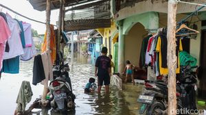 Penampakan Banjir Rob Rendam Kampung Marunda Pulo Jakut