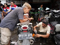 Korban Banjir Sumatera Bisa Ganti Oli Motor Gratis di Bengkel-bengkel Ini