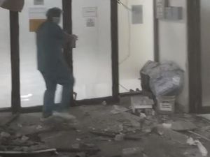 Plafon Ruang Operasi RSUD Cilegon Ambruk, Tak Ada Korban Jiwa