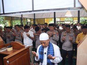 Polres Magetan Gelar Salat Gaib & Donasi untuk Korban di Sumatra