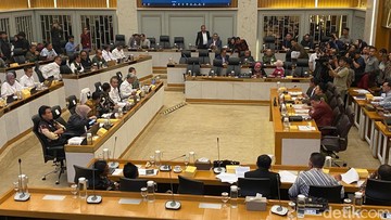 Anggota DPR Minta Raja Juli Mundur: Pak Menteri Nggak Paham Kehutanan