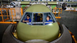 Melihat Produksi Pesawat di PTDI