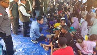 Wapres Gibran Kunjungi Posko Pengungsi Banjir Bandang di Kabupaten Agam Sumbar