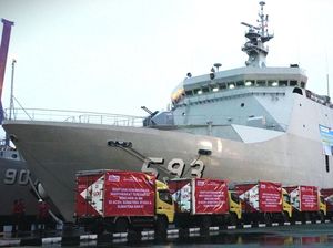 Alfamart Salurkan Bantuan Senilai Rp 2 M untuk Korban Bencana di Sumatera