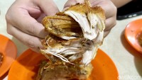 Ayam Goreng Bu Haji yang Legendaris hingga Toko Kopi dalam Pasar