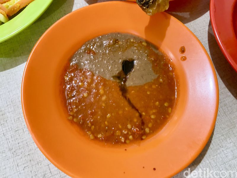 Ayam Goreng Bu Haji Jatinegara