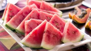 10 Buah Paling Sehat untuk Asupan Sahur dan Buka yang Praktis