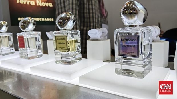 Parfum lokal tidak kalah dengan parfum import. Jakarta X Beauty 2025 memungkinkan kamu mendapatkan parfum lokal terbaik dengan harga spesial.