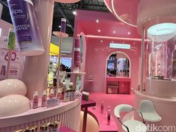 Video: Battle Belanja di JxB 2025, Siapa yang Paling Bocor Dompetnya?