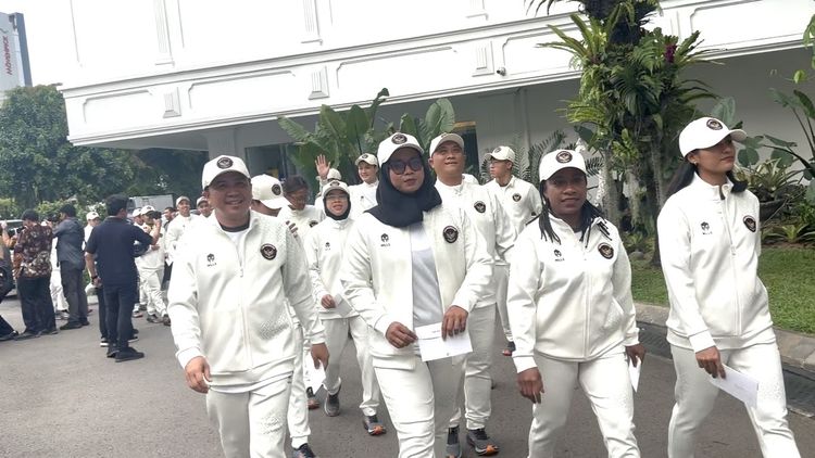 Prabowo Beri Restu Ratusan Atlet Timnas di Istana Jelang SEA Games 2025
