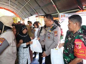 Keceriaan Anak-anak Agam Korban Galodo di Tenda Pengungsian