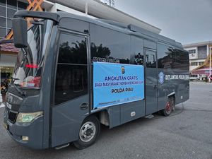 Polda Riau Siapkan Bus Gratis bagi Warga Terdampak Bencana di Sumbar