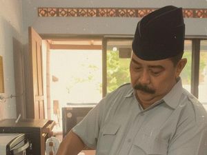 Purnawirawan TNI AU Raup Ratusan Juta dari Bolu Pisang Viral