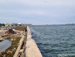 Pemprov DKI Bakal Perkuat Struktur Tanggul Muara Baru di 2026