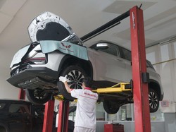 Wuling Kasih Towing Gratis-Diskon Suku Cadang Buat Mobil Terdampak Banjir Sumatra