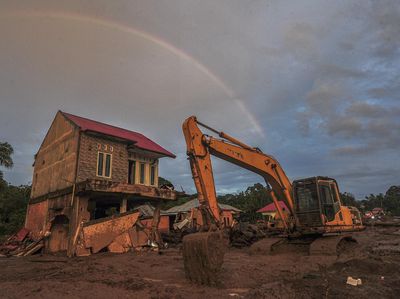 1.378 Rumah Rusak Akibat Banjir Bandang di Agam