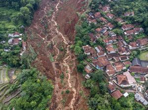 Arjasari Bandung Tertimbun Longsor, 3 Warga dalam Pencarian