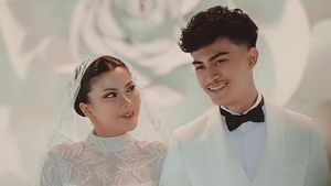Hanum Mega Didampingi 2 Anak, Resmi Menikah dengan Rafly Febian
