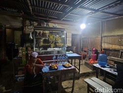 Warga di Palembayan Agam Bersyukur Listrik Nyala: Gak Gelap-gelapan Lagi