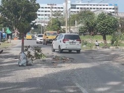 Keluhkan Jalan Harmonika Baru Rusak Parah, Warga: Padahal Akses Ambulans