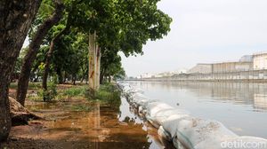 Kali Sunter Meluap, Warga Lagoa Jakut Waspada