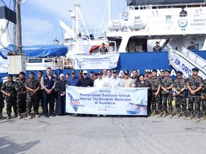 KKP Kirim 60 Ton Paket Bantuan untuk Korban Bencana Sumatera via Laut
