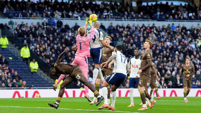 Tottenham Vs Brentford: Spurs Menang 2-0