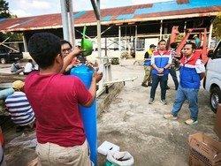 Banjir Sumatera, Warga Terbantu Dapur Umum dan Air Bersih di Langkat