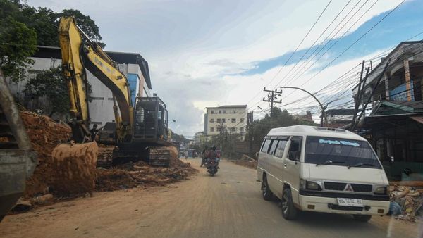 Akses Sibolga-Tapteng Kembali Terbuka Usai Longsor