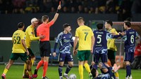 Justin Hubner Kartu Merah, Kena Damprat Pelatih Fortuna Sittard