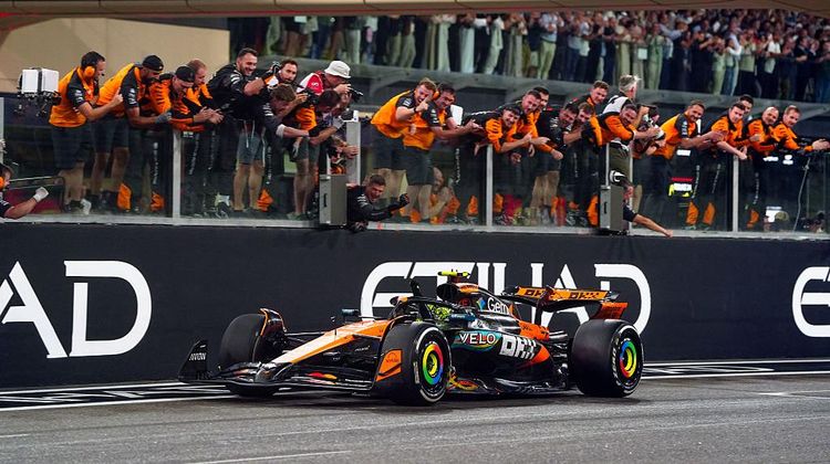 Lando Norris Mengamankan Gelar Juara Dunia F1 2025 di Balapan Pamungkas Abu Dhabi