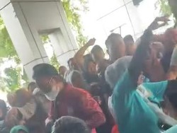 Olimpiade Matematika di Bojonegoro Berakhir Ricuh