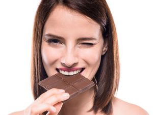 Peneliti Ungkap Manfaat Tersembunyi Dark Chocolate untuk Memori