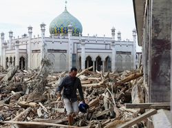 BNPB Koreksi Data Korban Bencana Sumatera: Meninggal 921 Orang, 392 Hilang