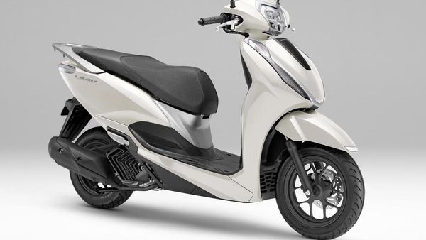 Potret Honda Lead 125 Terbaru yang Dijual Rp 37 Jutaan