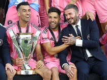 Inter Miami Juara MLS, Messi Senang Bisa Lepas Alba & Busquets dengan Trofi
